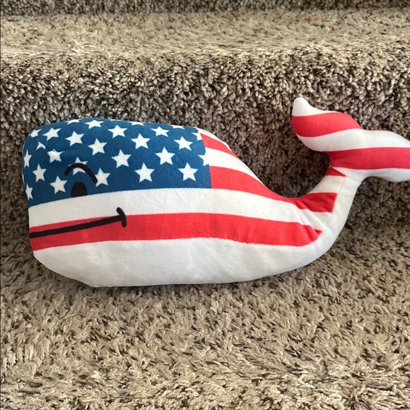 Vineyard Vines Whale Plush Toy - Picture 1 of 1